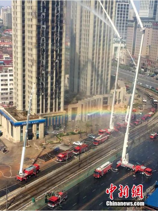 大連億達杰特高層公寓大火